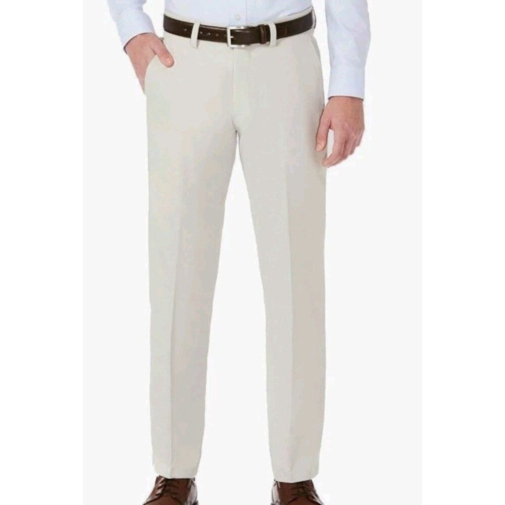 Haggar Men's Dress Pants in Light Khaki